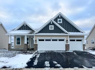 7513 Lotus Ln, Lino Lakes, MN 55038