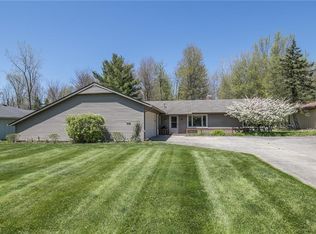 15276 Forest Park Dr, Strongsville, OH 44136