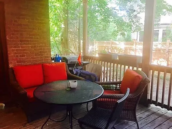 Studio, 600 sqft, $2,800 — Photo 4