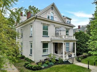143 Caroline St APT 4, Saratoga Springs, NY 12866