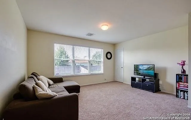 9418 Wolf Point — Photo 7