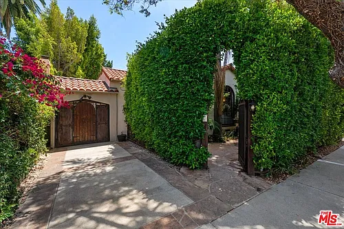 9002 Norma Pl Photo 1