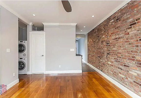 2nd image of 336 E 18th St APT 4A