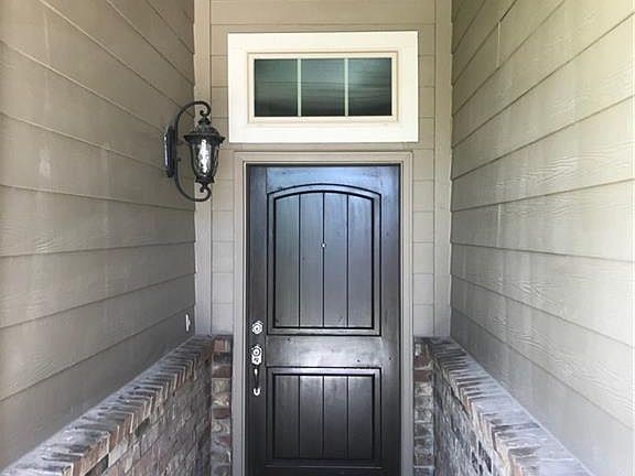 3rd image of 5108 Pearl Crescent Ln