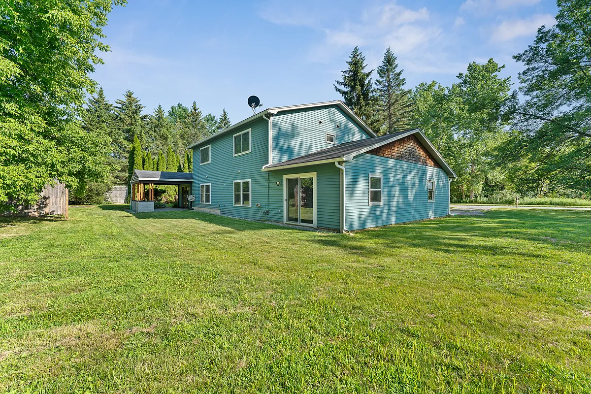 Building Photo - 14 Brickyard Rd #14
