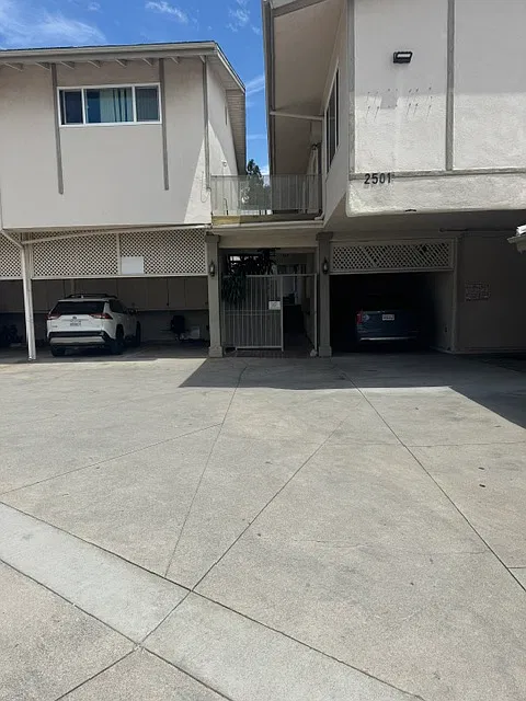2501 Foothill Blvd — Photo 3