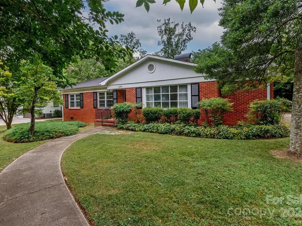 1256 Chandler Pl, Charlotte, NC 28211