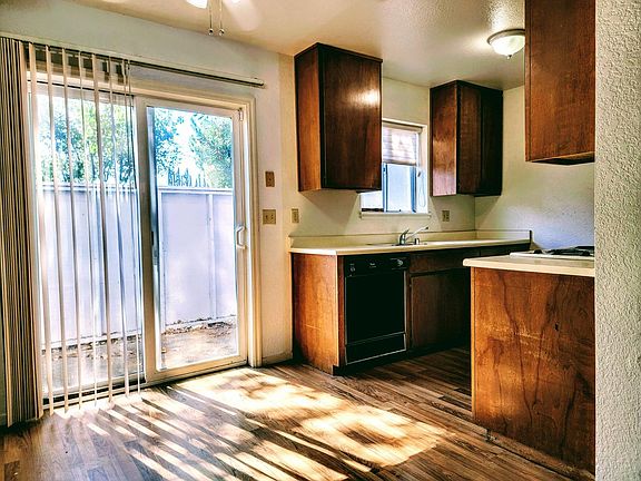4th image of 8264 Center Pkwy APT 98