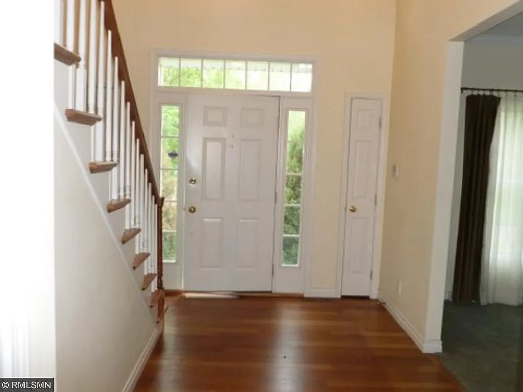 4 bed, 3.5 bath, 3568 sqft, $3,000 — Photo 4