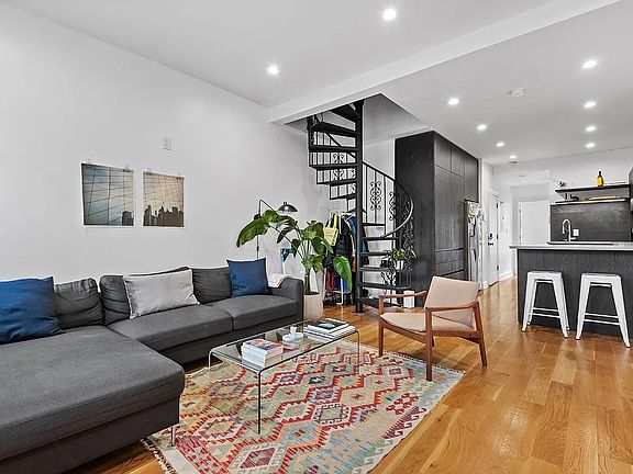 2nd image of 465 7th Ave Floor 3