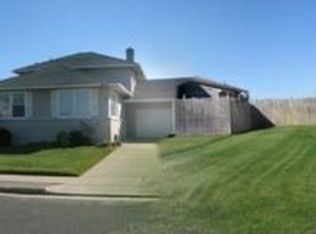 1 Sunset Ct, Brigantine, NJ 08203