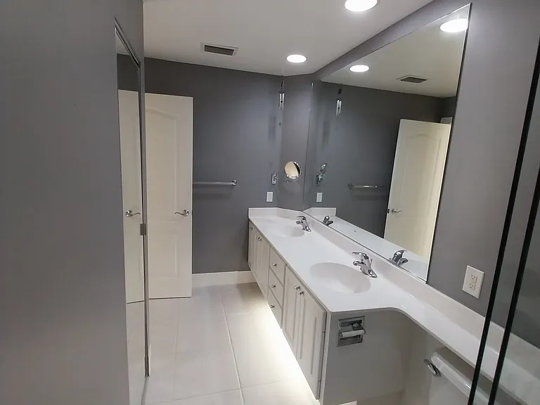 4910 Kingston Way — Photo 11