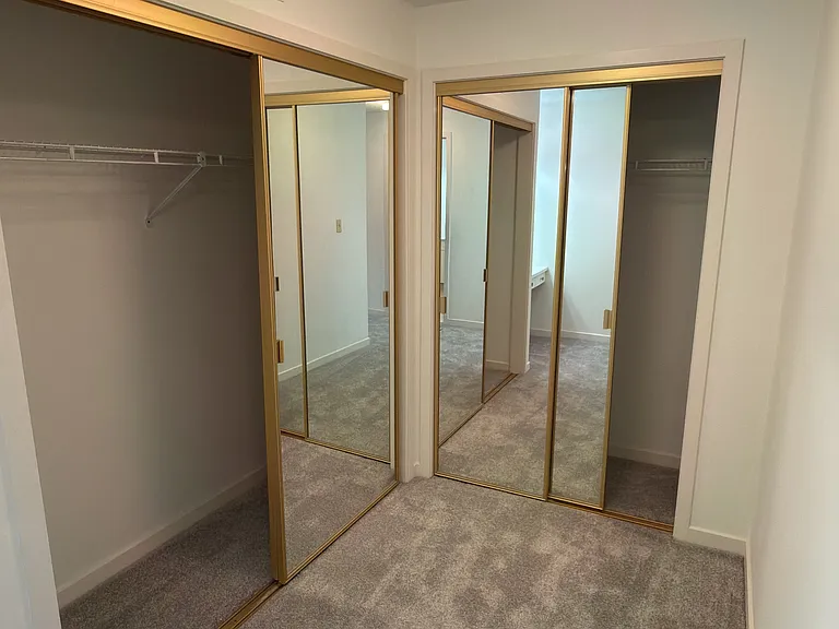 Chelsea Condos — Photo 59