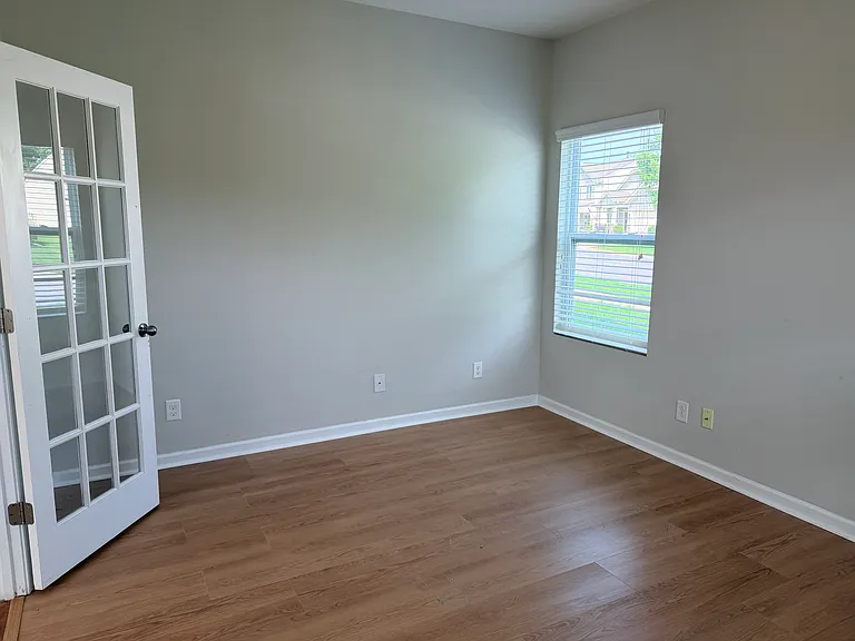 1263 Tranquil Falls Ln — Photo 4