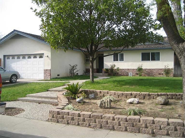 2nd image of 2249 Morningside Dr
