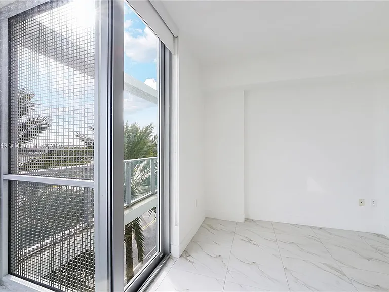 2000 Metropica Way #306 — Photo 7