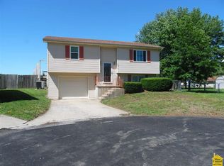 2612 Dogwood Ct, Sedalia, MO 65301