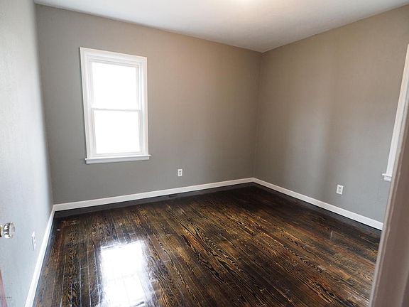 5th image of 1274 Evanston Ave