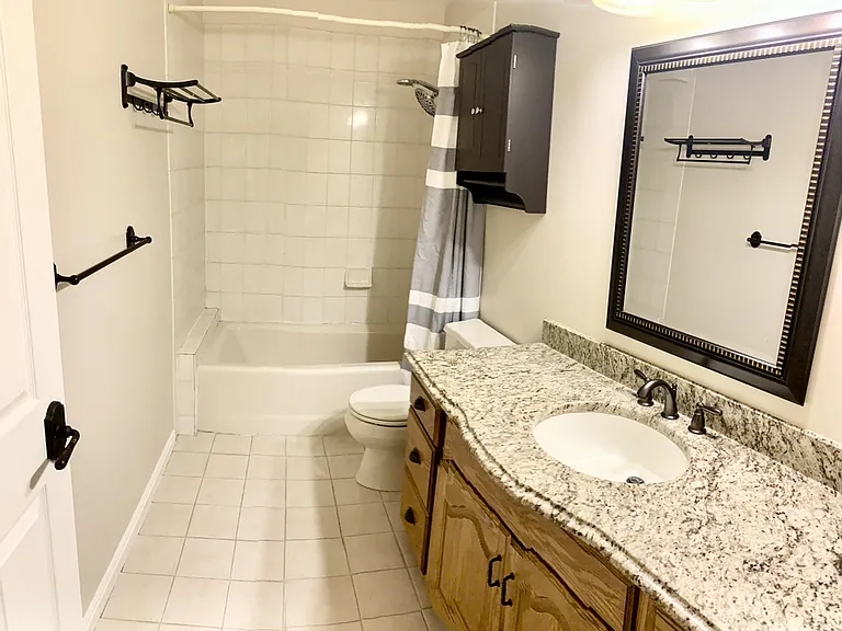 10512 N 5470 W — Photo 7