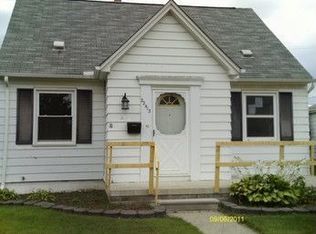 22413 Virginia Ave, Eastpointe, MI 48021