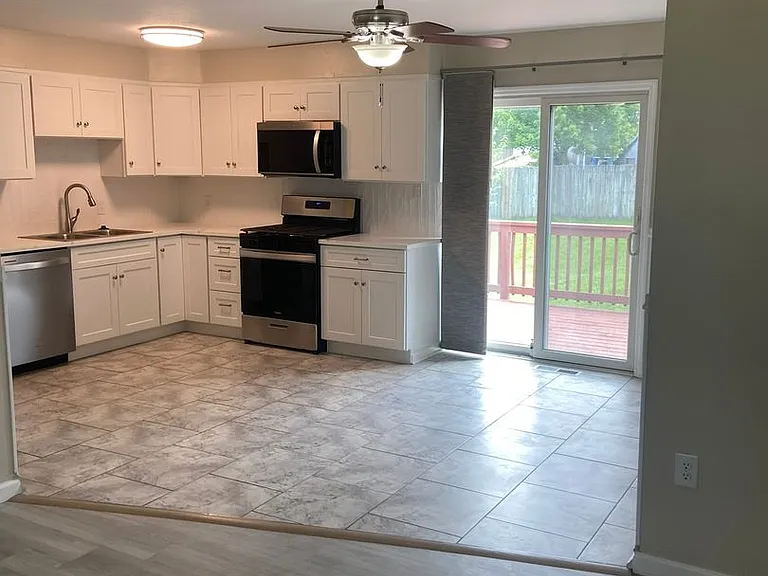 10944 Arctic Dr — Photo 13