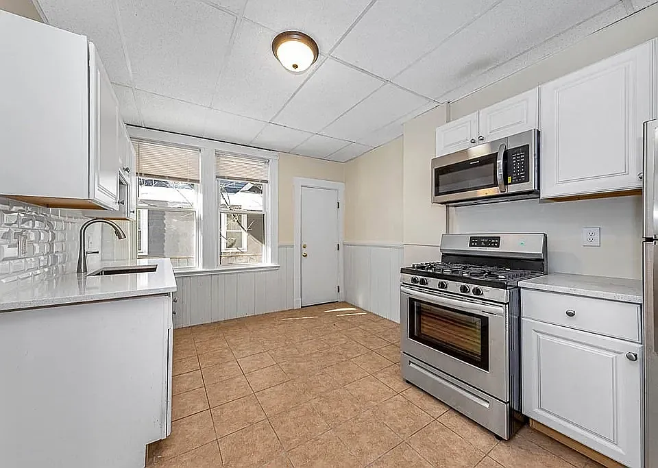 42 Brackett St
