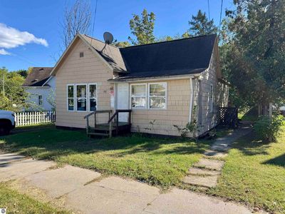 207 Wright St, Cadillac, MI, 49601