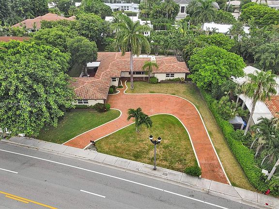 2nd image of 1524 Seabreeze Blvd