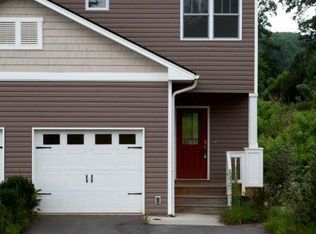 24 Ravenmont Way, Candler, NC 28715