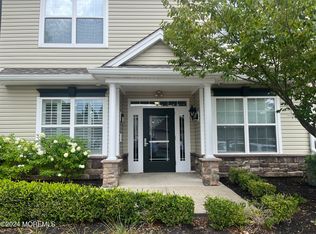 713 Mill Pond Way #117, Eatontown, NJ 07724