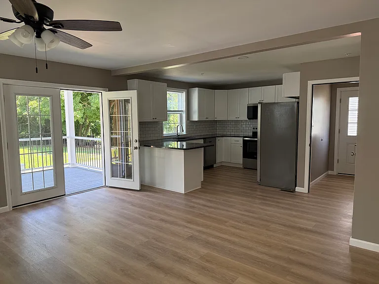 639 Elk Mills Rd #1 — Photo 3