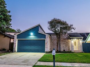11835 Zarroll Dr, Houston, TX 77099