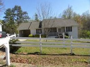 2949 Maverick Trl, Gainesville, GA 30507