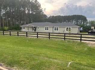 5035 New Forest Hwy, Douglas, GA 31533