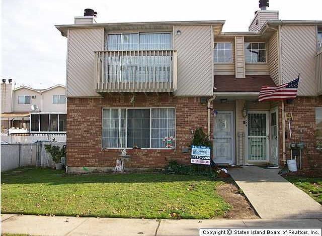 1st image of 267 Bruckner Ave