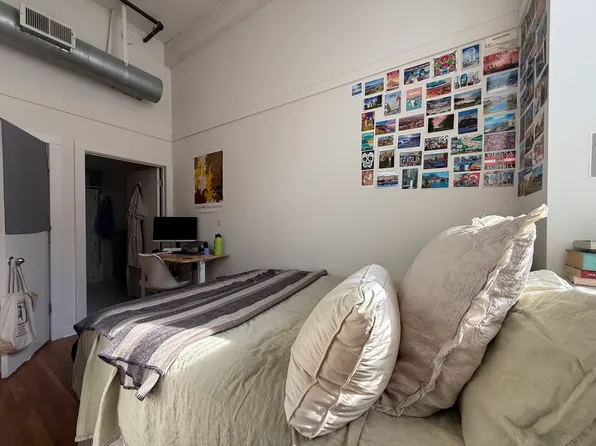 1020 Adams Street image 1 of 7