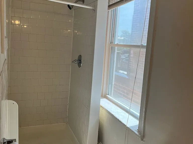 12 E Main St — Photo 11