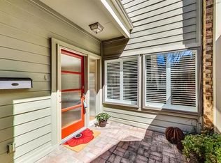 6744 E Northwest Hwy, Dallas, TX 75231