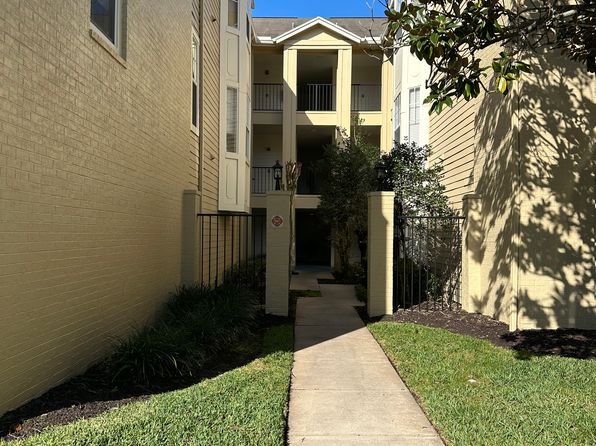 404 Summit Ridge Pl APT 204