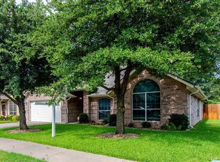6805 Cheatham Dr, Watauga, TX 76148