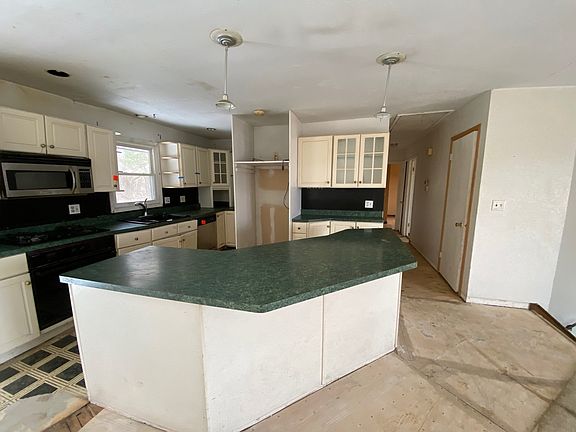 5th image of 4817 Alpine Park Dr