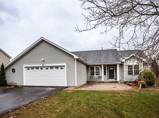 65 Bedfordshire Dr, Henrietta, NY 14467