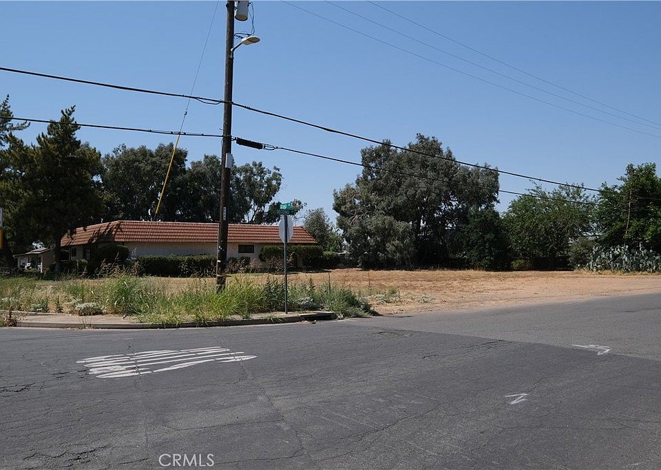 1st image of 0 Grand Ave #19