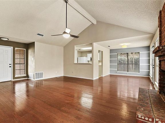 3rd image of 5033 Coker Dr