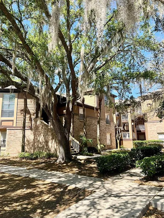 Building Photo - 486 N Pin Oak Pl #202