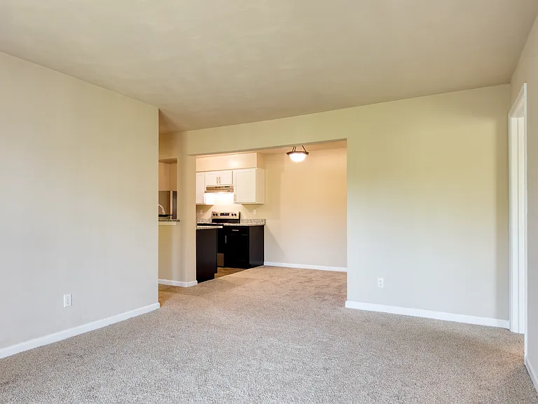 Summer Station Apartments Where Comfort Meets Coastal Living — Photo 126