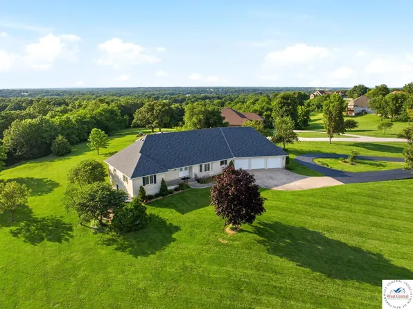 1012 Pca Rd, Warrensburg, MO 64093