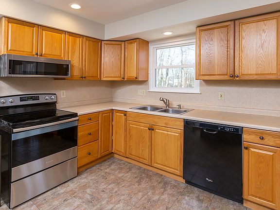 3rd image of 7 Johnstone St