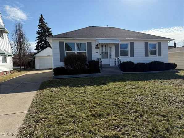 13608 Royal Blvd, Garfield Heights, OH 44125