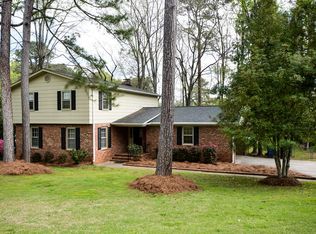 606 Colonial Dr, Greenwood, SC 29649